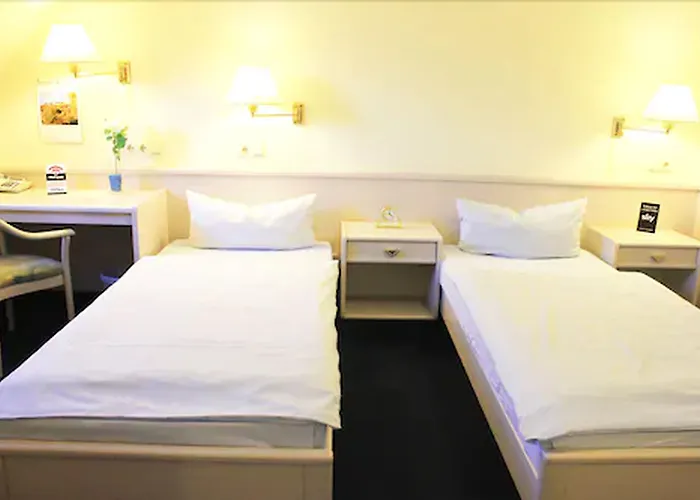 Hotel Altenwerder Hof 3*
