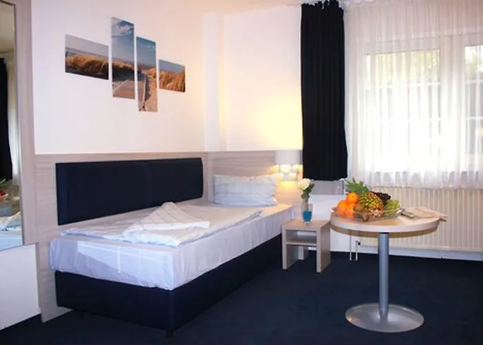 Hotel Altenwerder Hof 3*