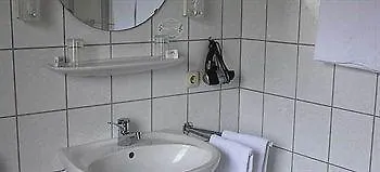 Altenwerder Hof 3*
